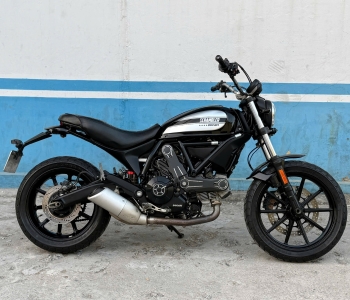 Ducati Scrambler Sixty two 
