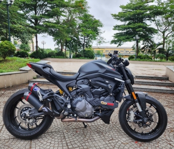 Ducati Monster 937 dark - Date 2023 - ODO 816 KM